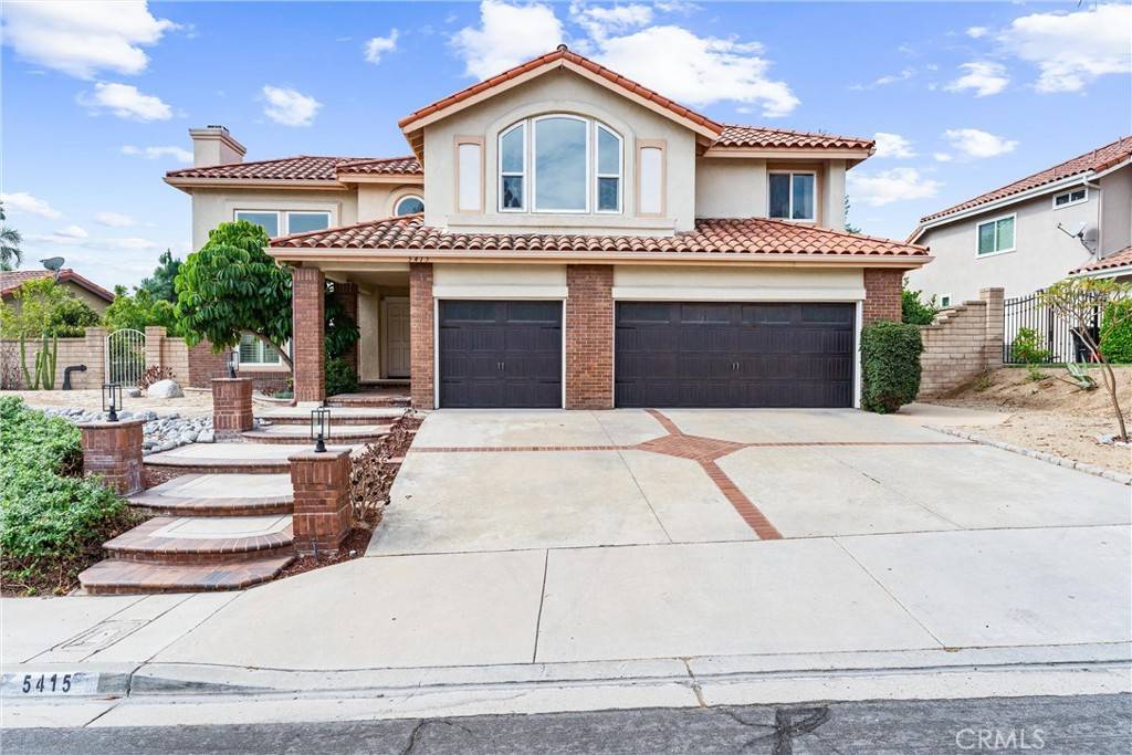 Yorba Linda, CA 92887,5415 Los Monteros