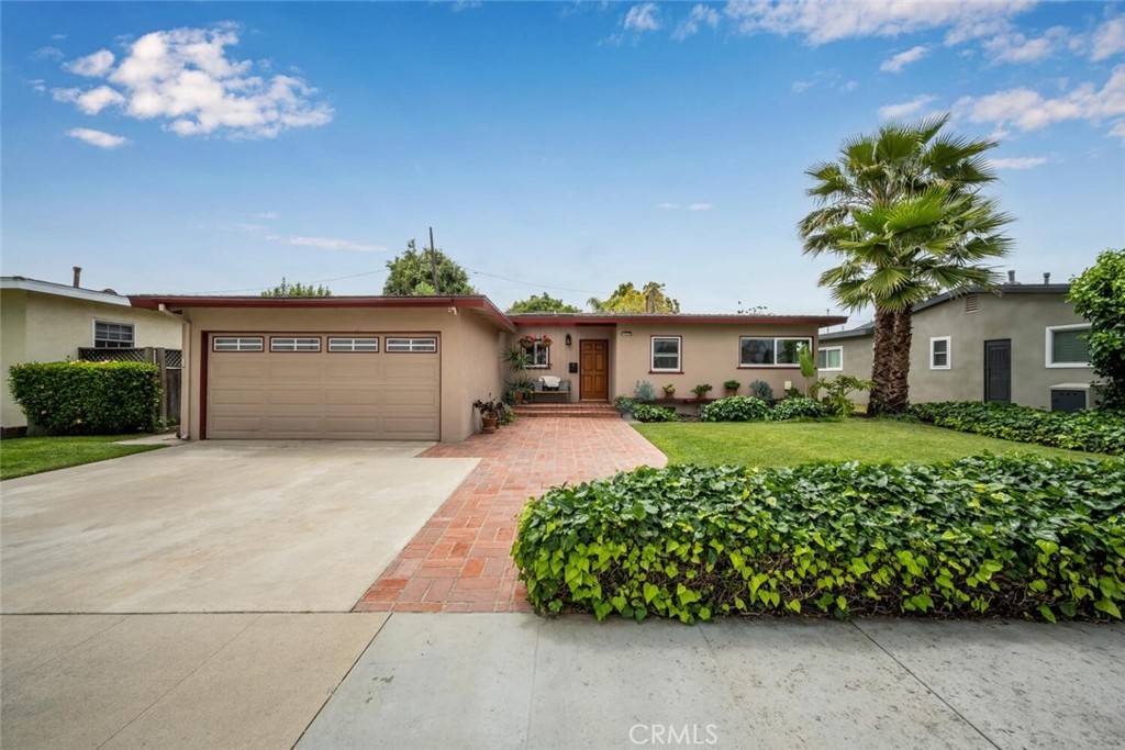 Long Beach, CA 90815,6064 E Oakbrook ST