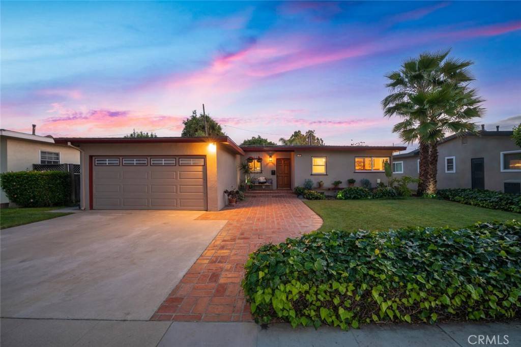Long Beach, CA 90815,6064 E Oakbrook ST