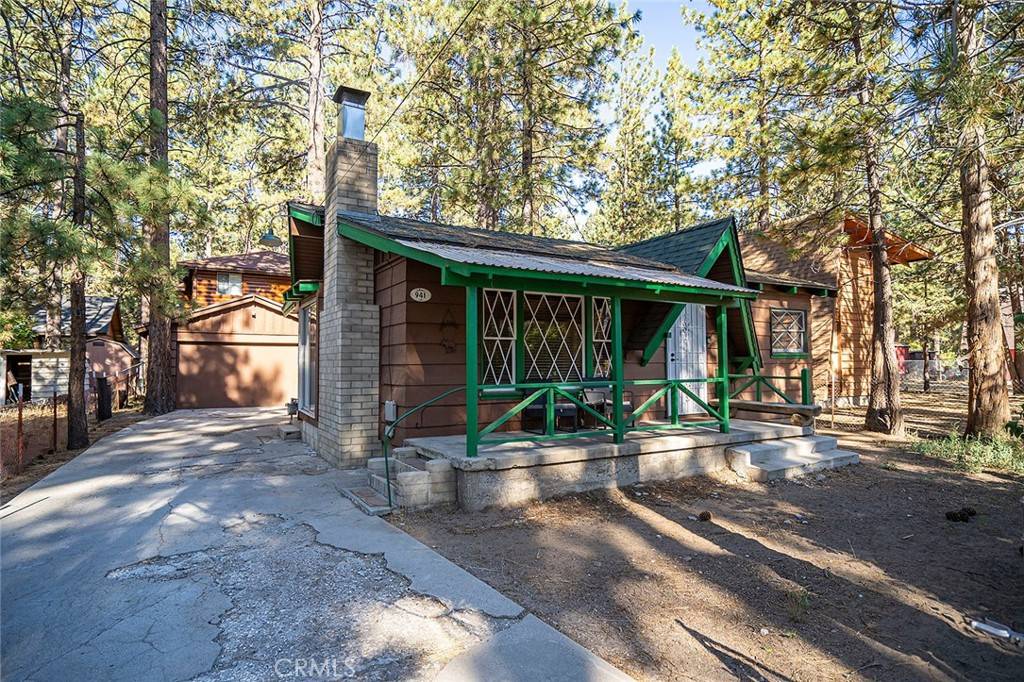 Big Bear City, CA 92314,941 Anita AVE