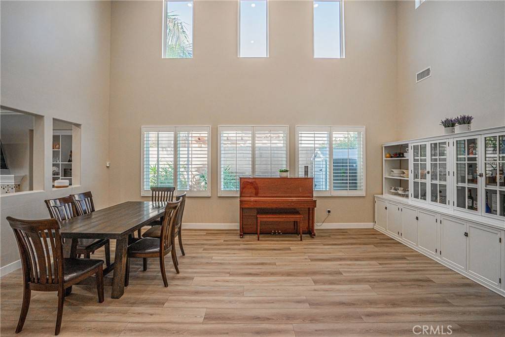 Fullerton, CA 92835,2569 Pearblossom ST