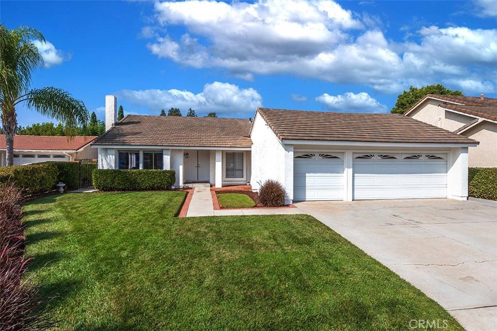 La Mirada, CA 90638,12703 Oakthorn LN