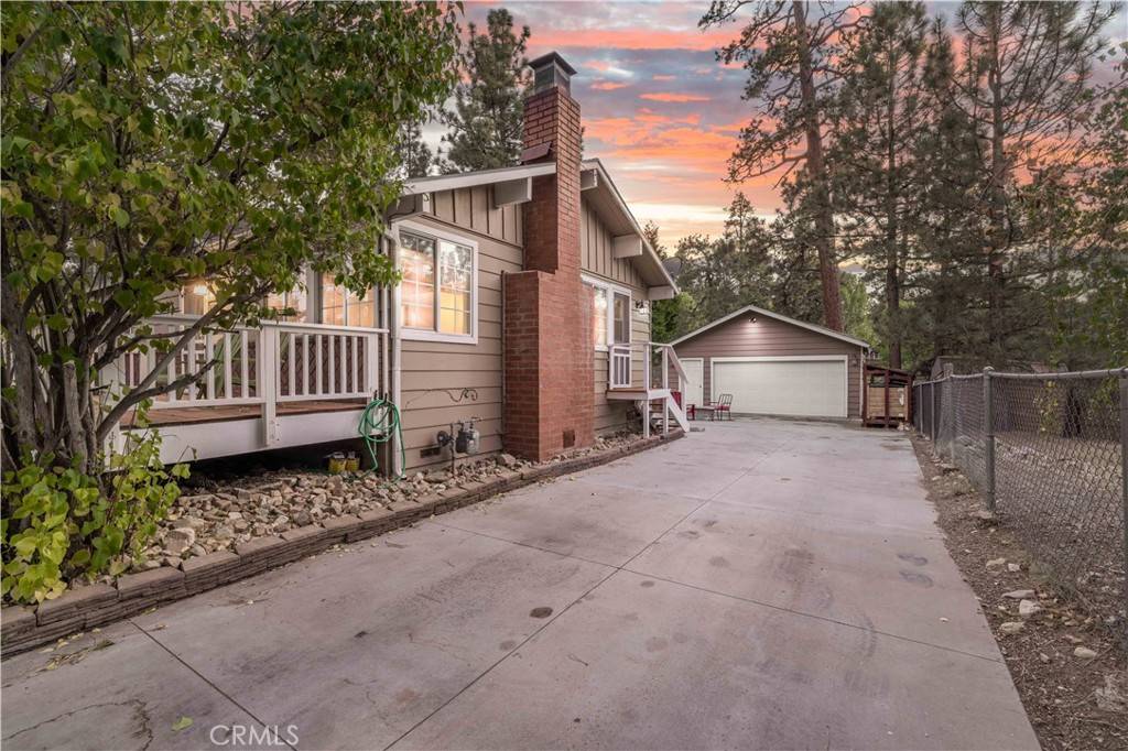 Big Bear City, CA 92314,229 Whipple DR