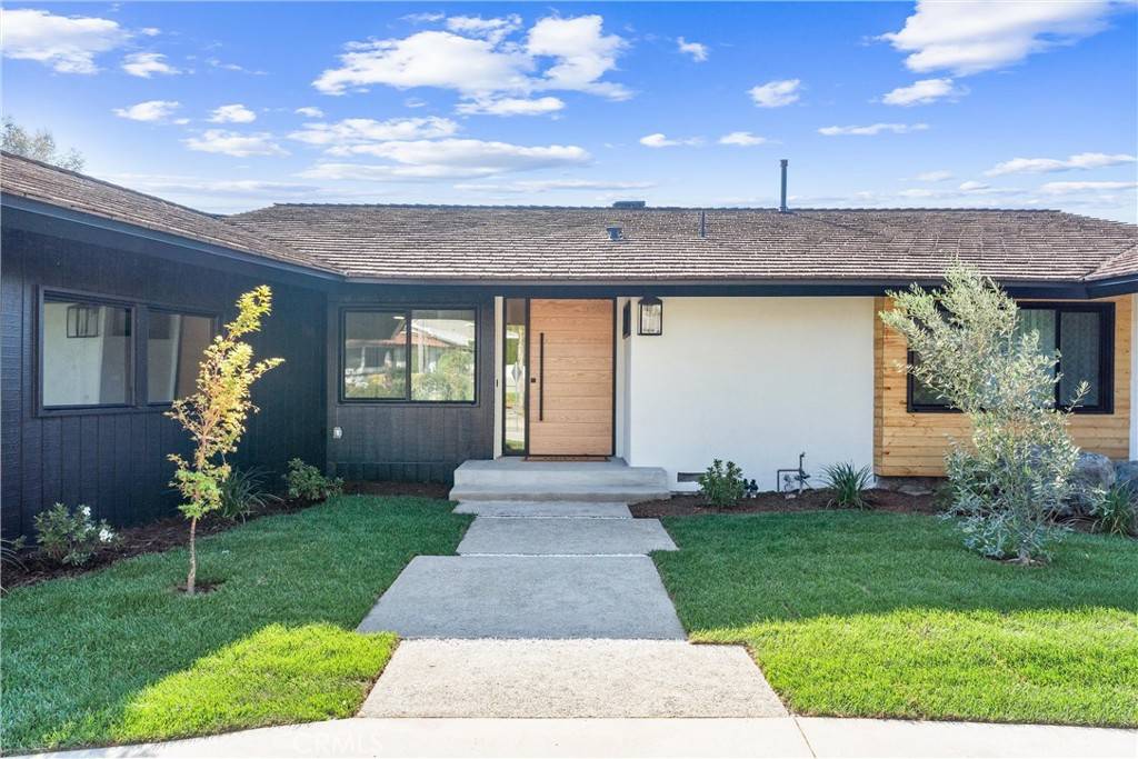 Whittier, CA 90603,15980 Carmenia DR