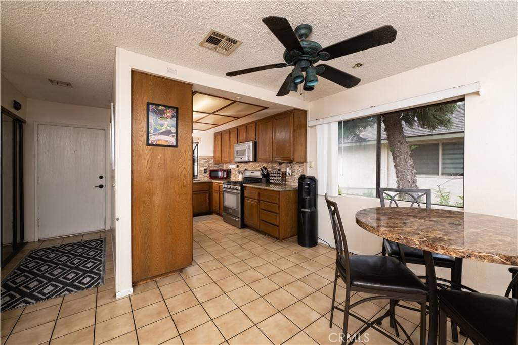La Habra, CA 90631,1931 Pine DR