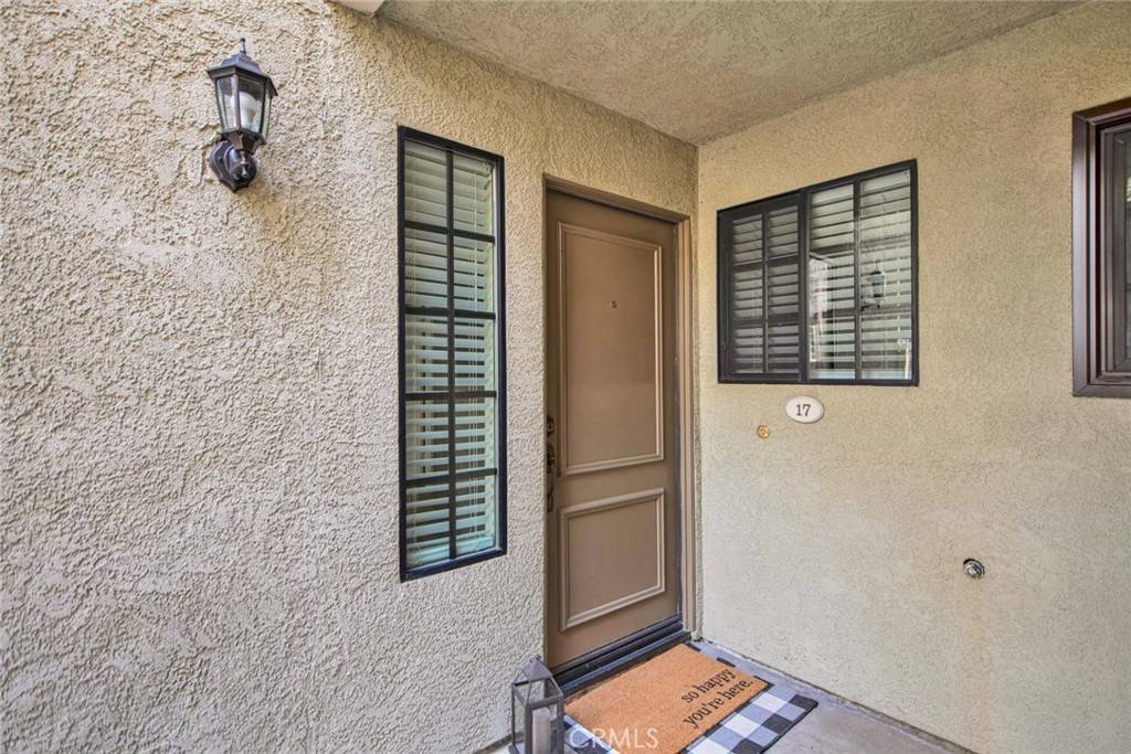 Tustin, CA 92780,1111 Packers CIR #17