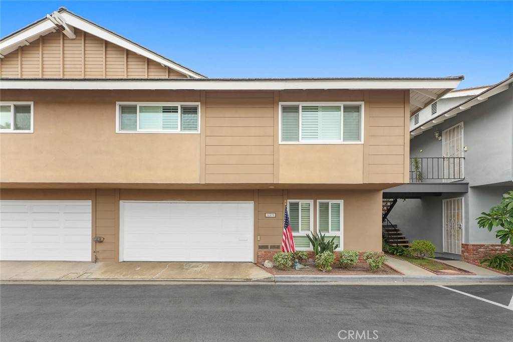 Huntington Beach, CA 92649,16875 Canyon Lane