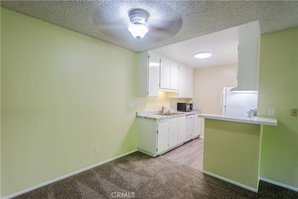 Long Beach, CA 90814,424 N Bellflower BLVD #216