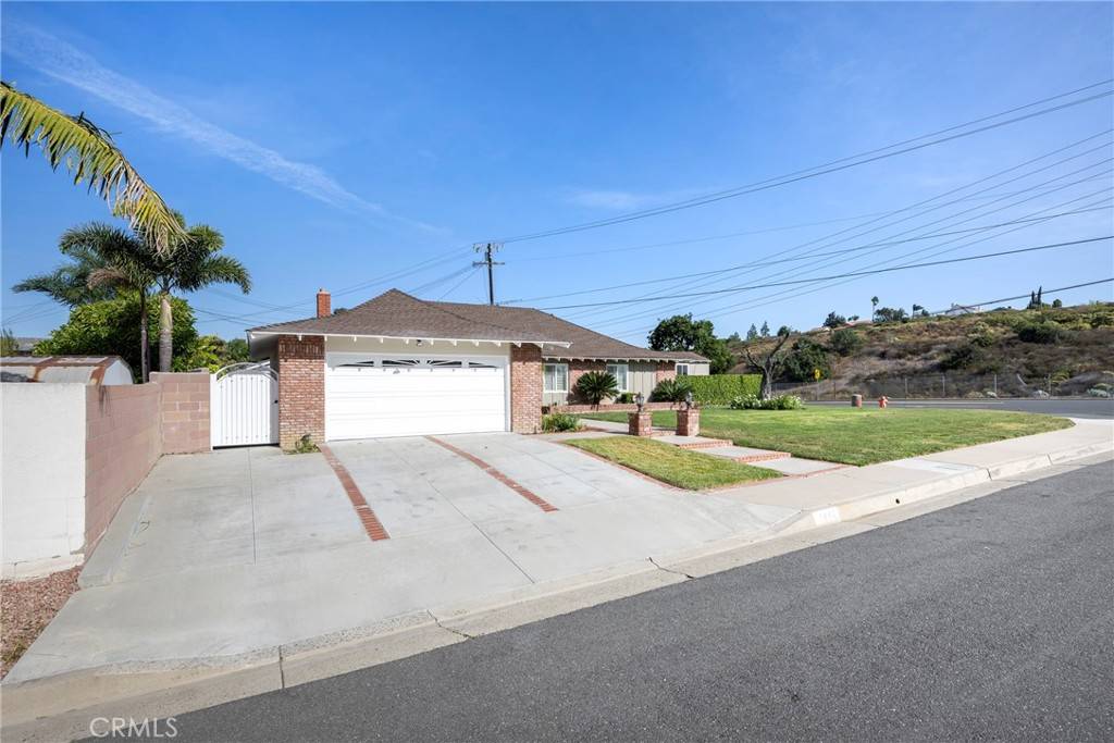 Orange, CA 92865,1845 E Sunview DR