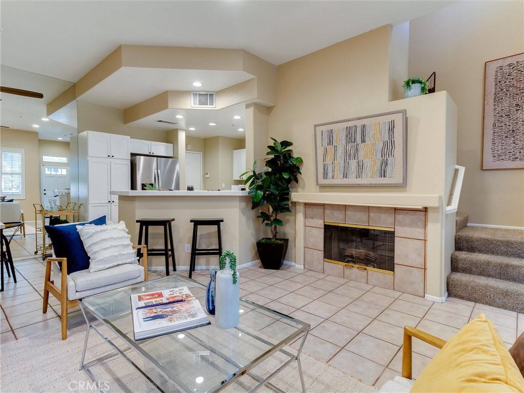 Los Alamitos, CA 90815,2908 Claremore LN