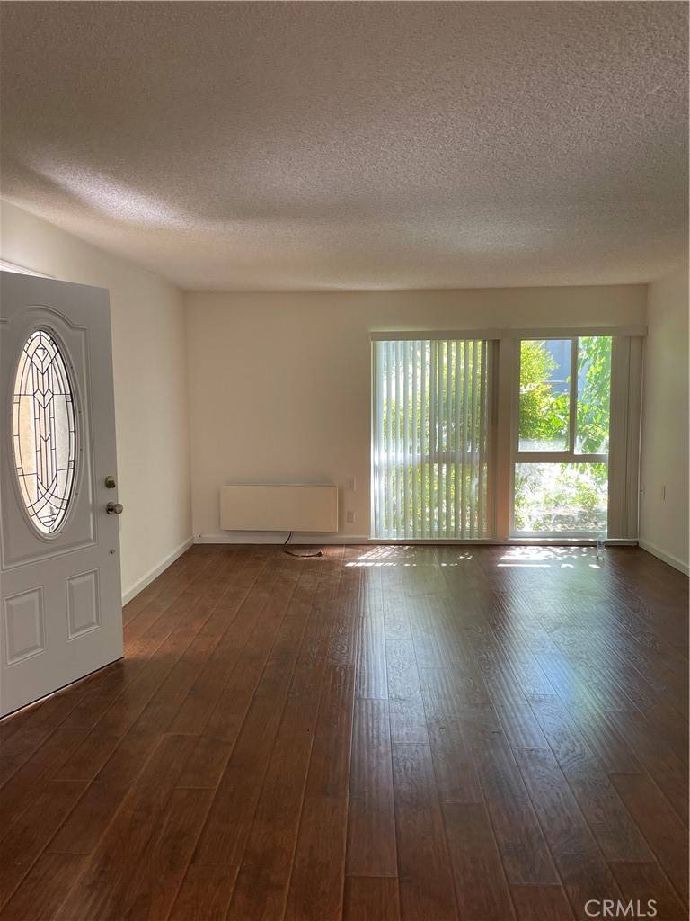 Laguna Woods, CA 92637,2230 Via Puerta #R