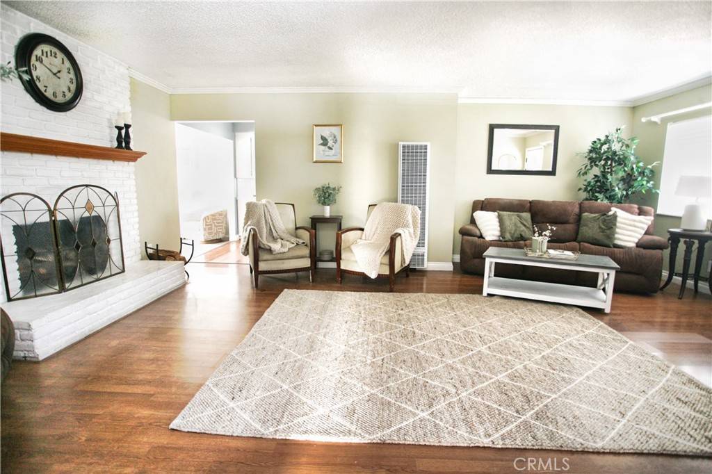 Whittier, CA 90605,9509 Badminton AVE