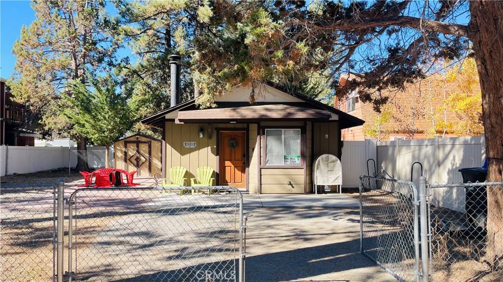 Big Bear City, CA 92314,921 Wendy AVE