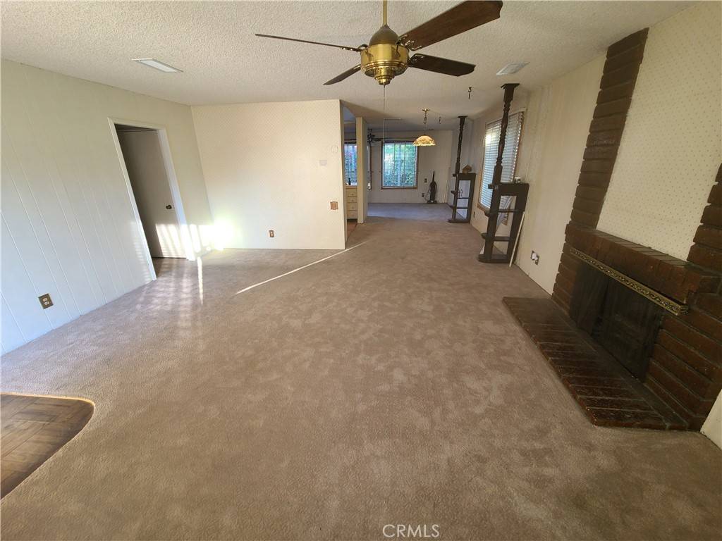 Laguna Hills, CA 92653,23582 Venisia