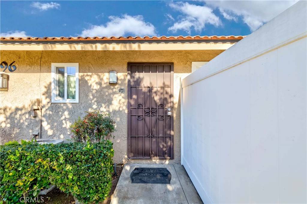 La Habra, CA 90631,796 W Lambert #157