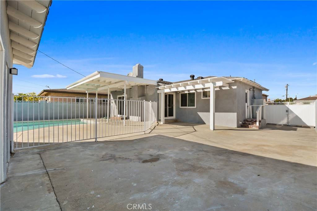 Bellflower, CA 90706,10624 Elgers ST