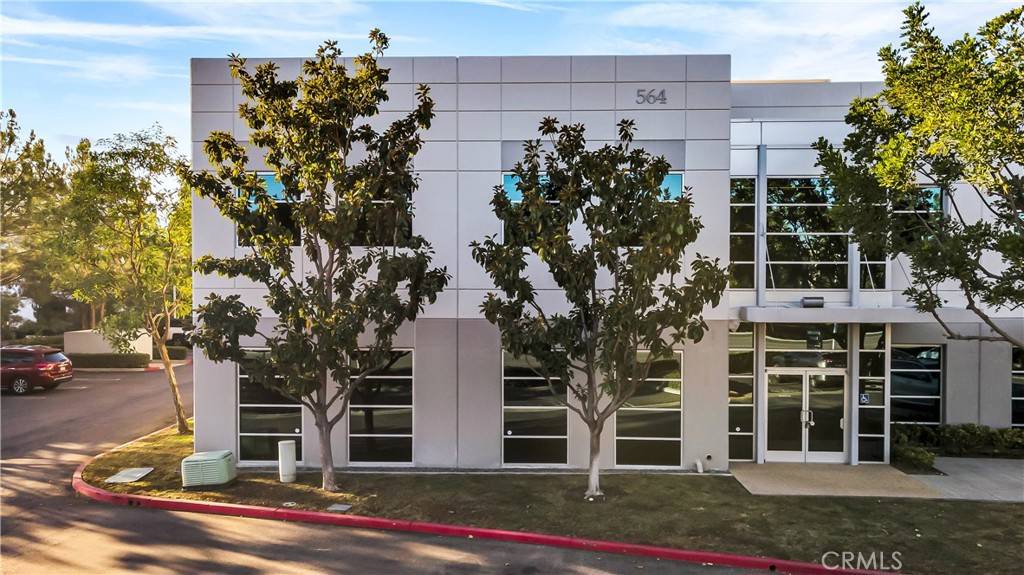 Irvine, CA 92618,564 Wald