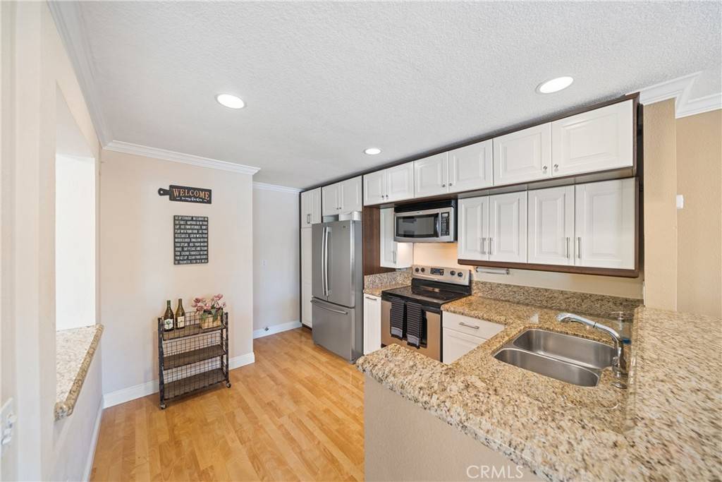 Laguna Hills, CA 92653,22134 Caminito Tasquillo #133