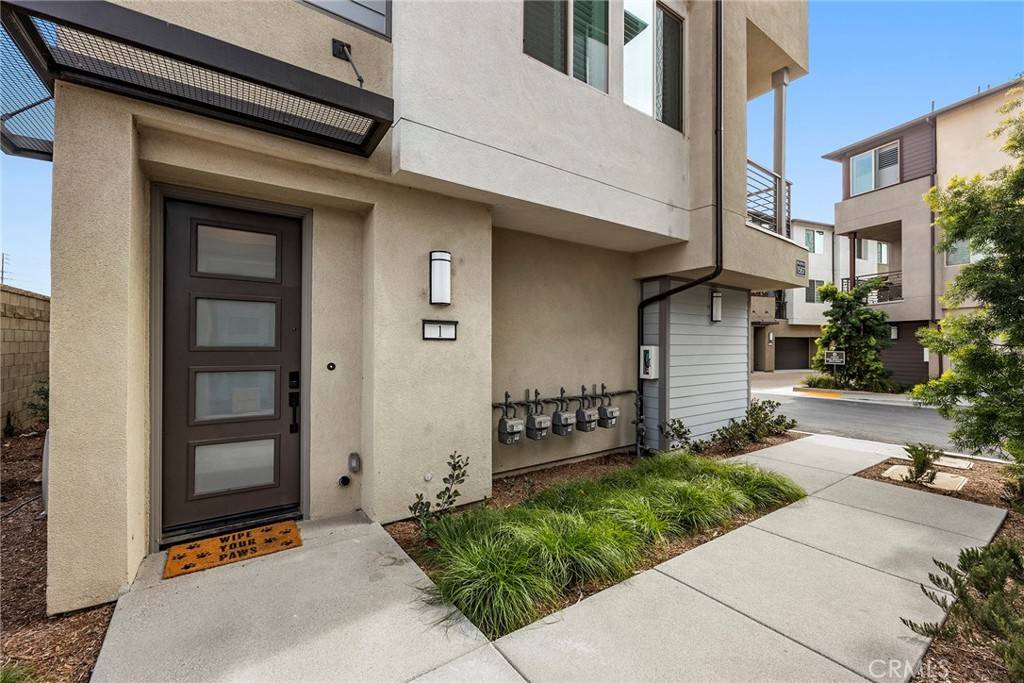 Placentia, CA 92870,1567 Lima WAY #1