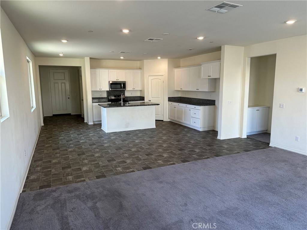 Jurupa Valley, CA 92509,6585 Telluride WAY