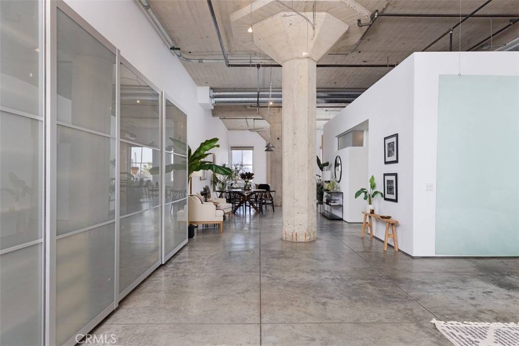 115 W 4th ST #408 Long Beach, CA 90802