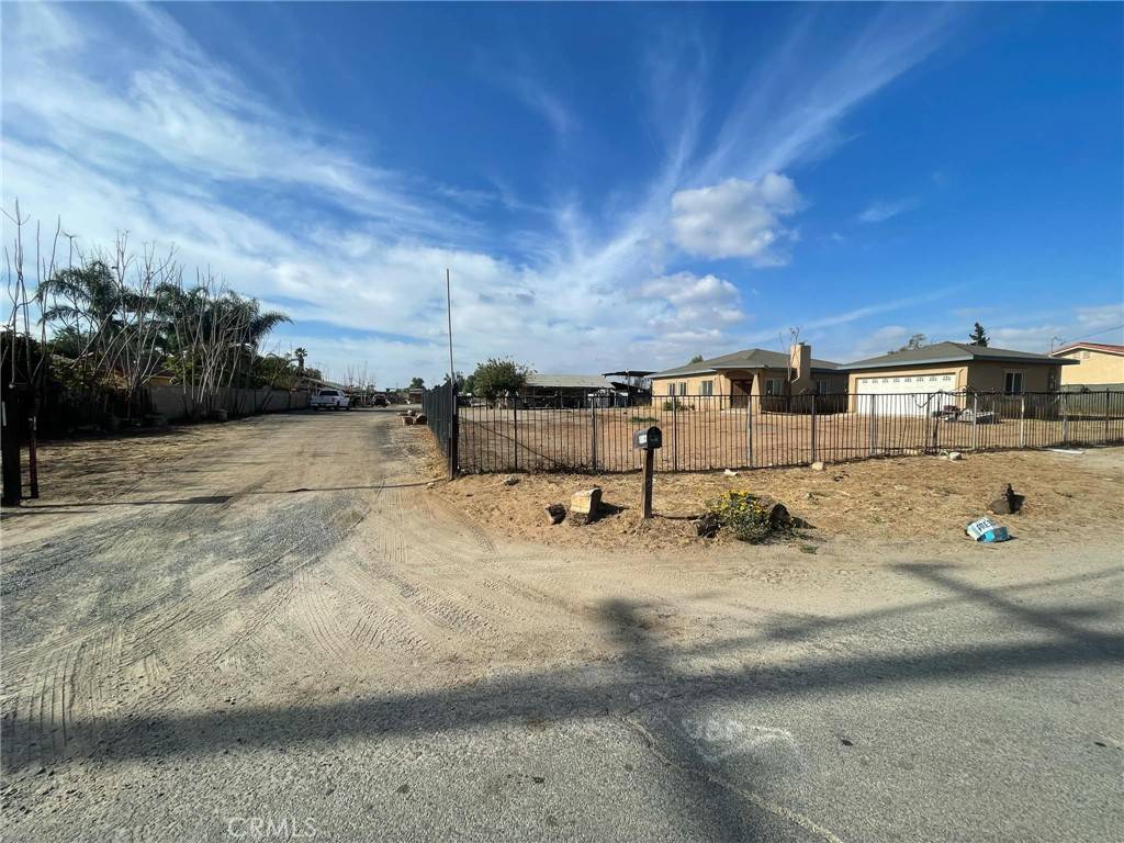 Jurupa Valley, CA 91752,5903 Ridgeview AVE