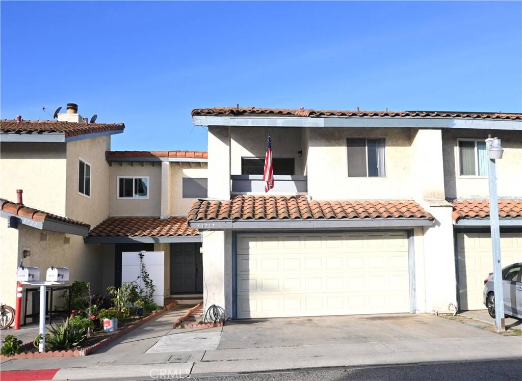 Westminster, CA 92683,13717 Locust CIR #2