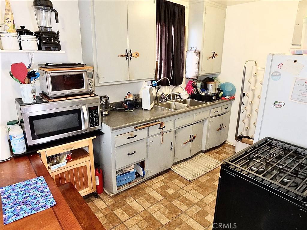 Culver City, CA 90232,3832 Huron AVE
