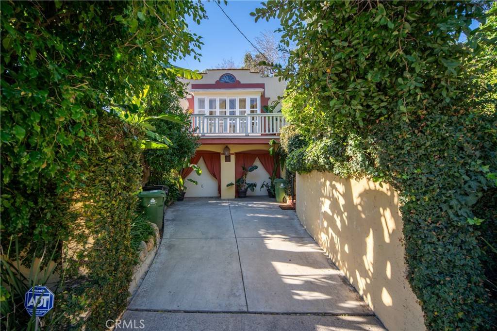 Hollywood Hills, CA 90068,6118 Glen Alder St