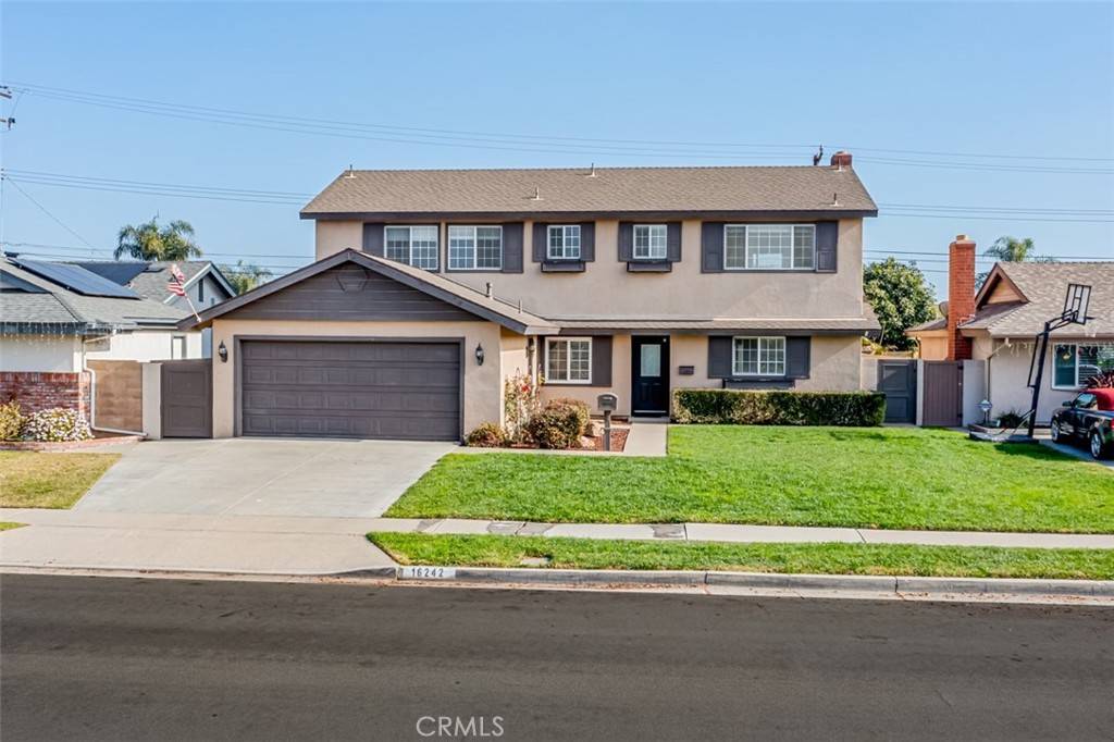 Huntington Beach, CA 92649,16242 Hawaii LN