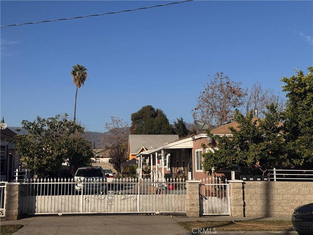 San Bernardino, CA 92410,332 W 10th ST