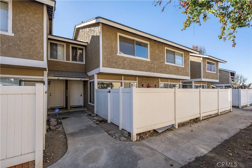 Ontario, CA 91762,2321 S Magnolia AVE #8C