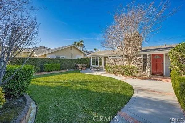 Los Alamitos, CA 90720,3211 Brimhall DR