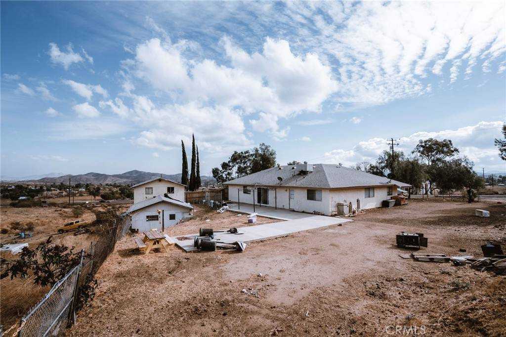 Perris, CA 92570,21145 Kimes LN