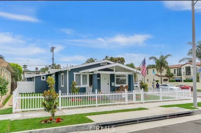 Huntington Beach, CA 92648,404 9th ST