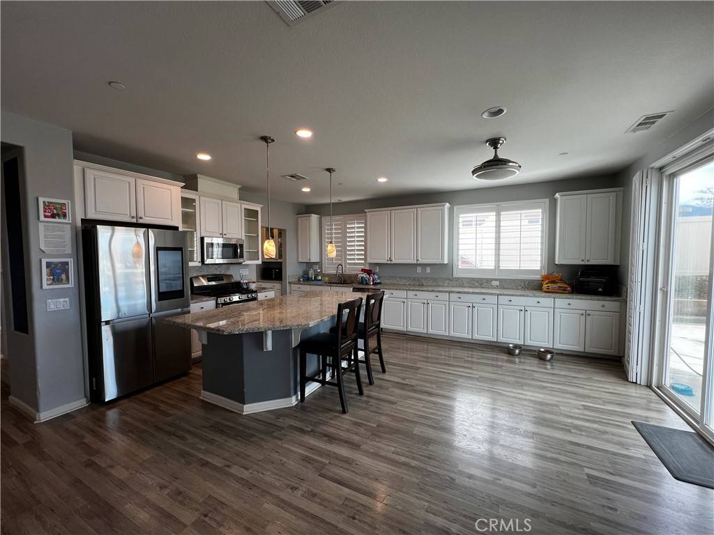 Lake Elsinore, CA 92530,4139 Norris ST