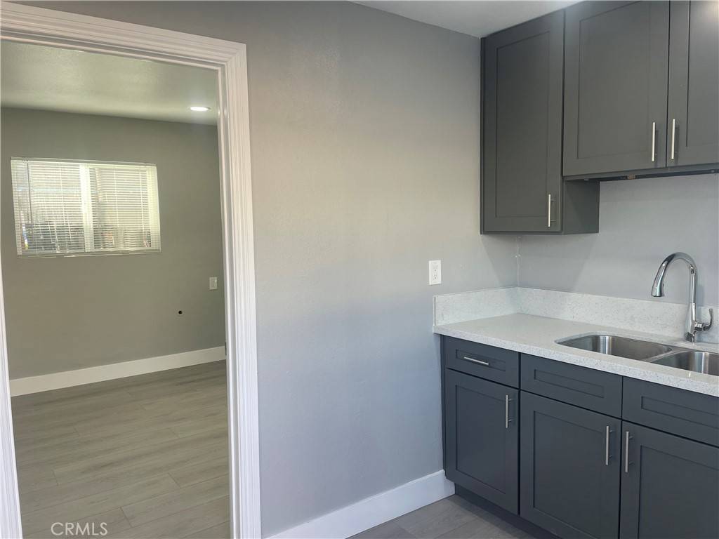 Santa Ana, CA 92703,5009 W 7th ST