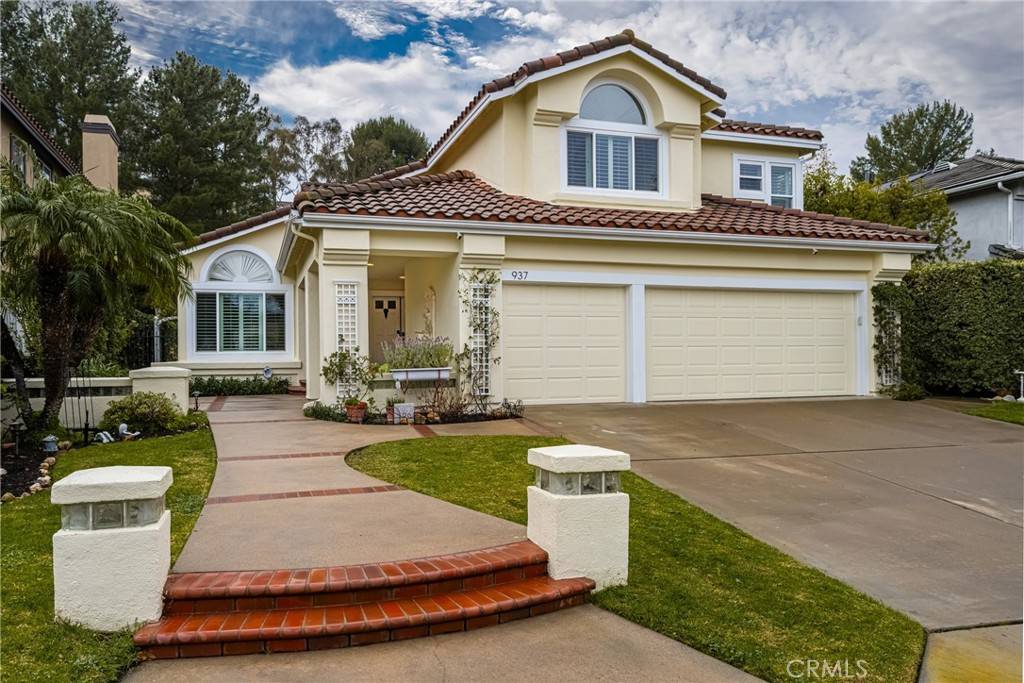 Anaheim Hills, CA 92808,937 S Barton CT