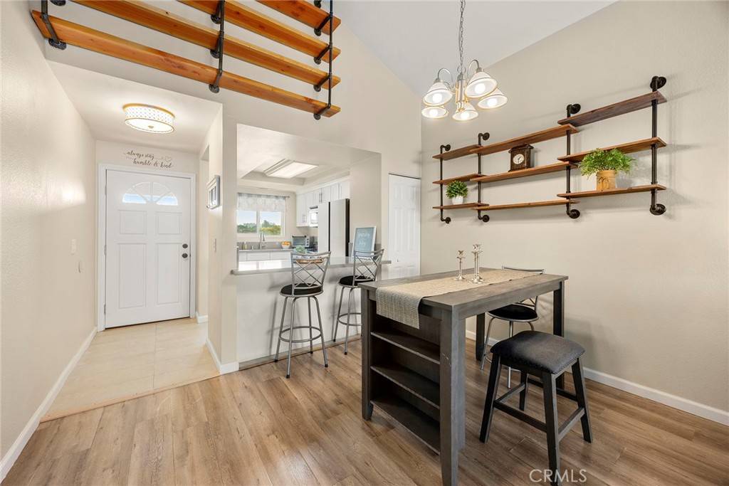 Fullerton, CA 92835,3033 Brea BLVD #32