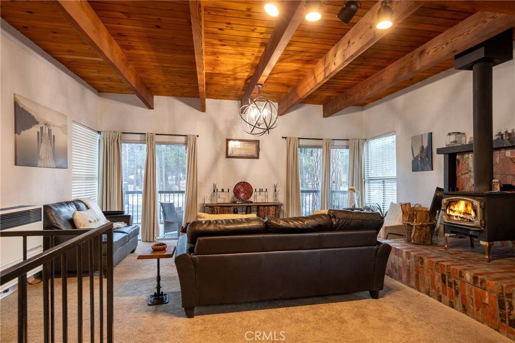 Big Bear City, CA 92314,833 E Big Bear BLVD