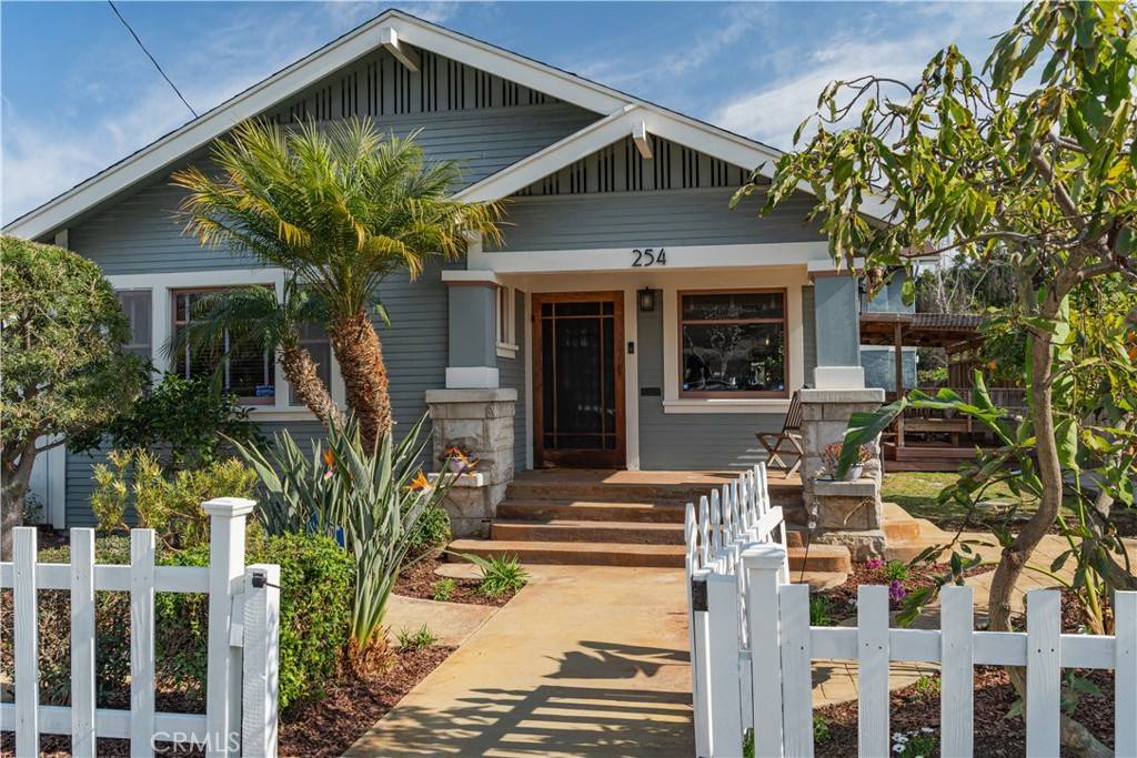 Long Beach, CA 90803,254 Newport AVE