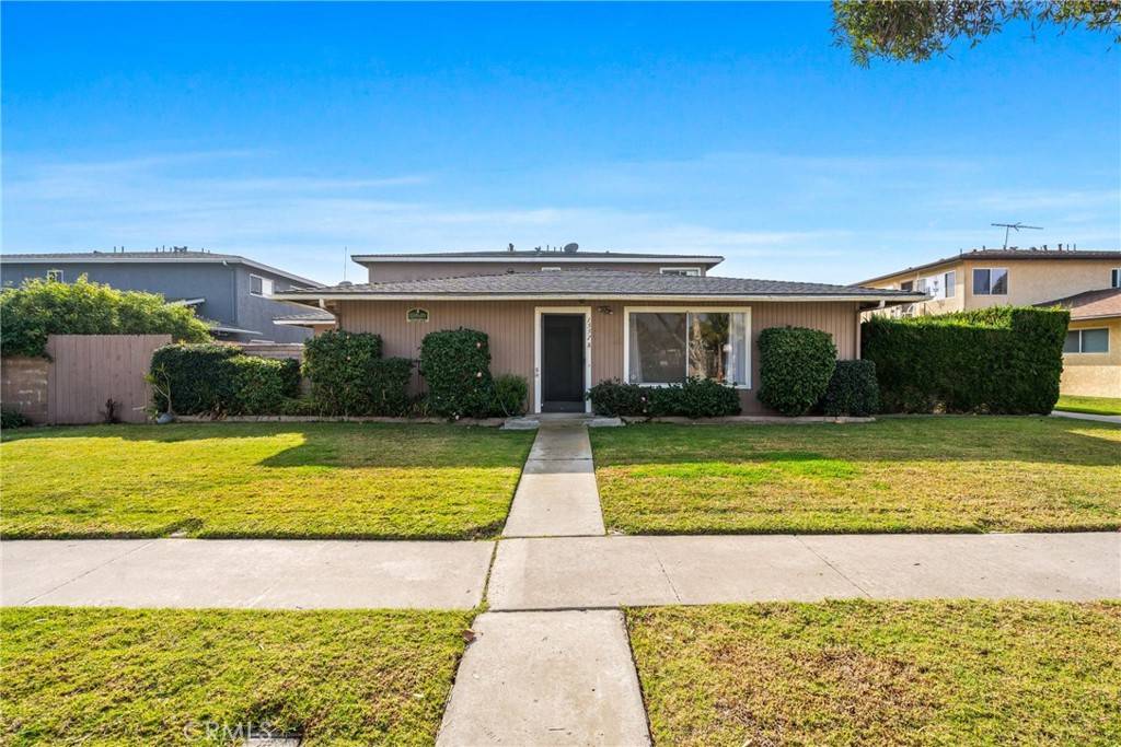 Costa Mesa, CA 92626,1557 Coriander Drive