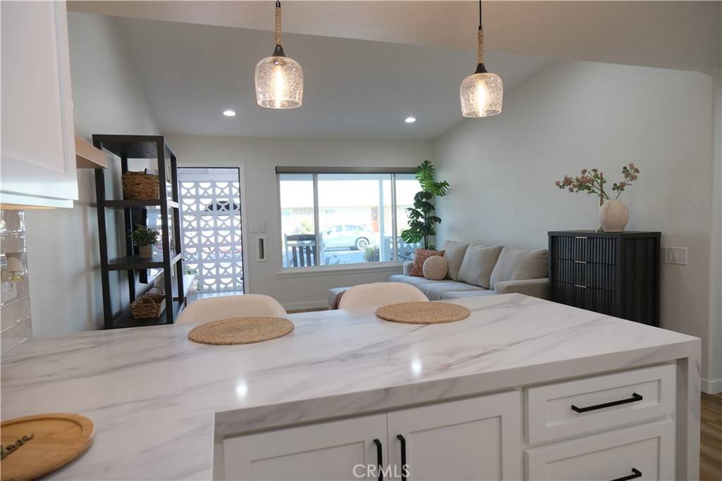 Seal Beach, CA 90740,13701 Alderwood LN #29K M3