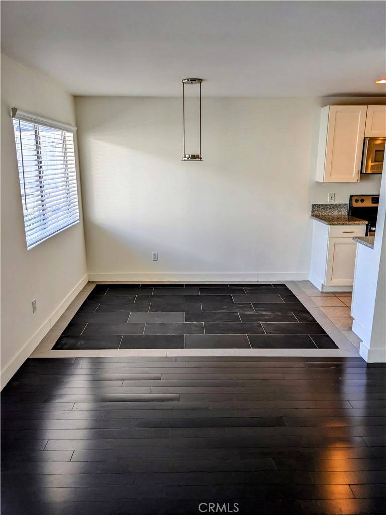 Santa Monica, CA 90403,843 4th ST #110