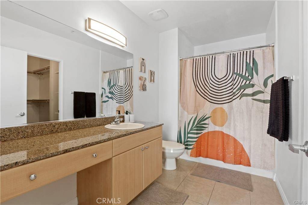 Long Beach, CA 90802,488 E Ocean BLVD #618