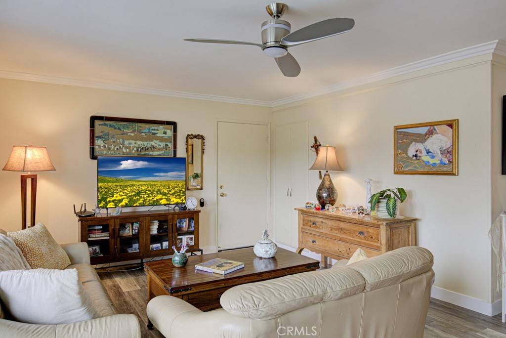 Laguna Woods, CA 92637,957 Calle Aragon #N