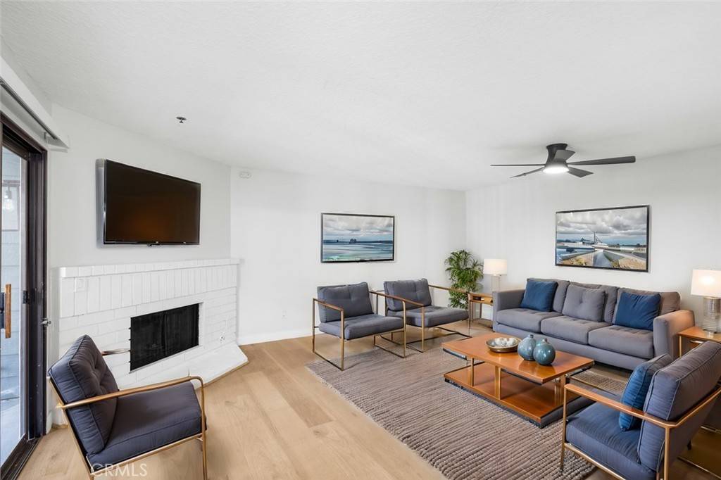 Costa Mesa, CA 92627,345 Avocado ST #B3