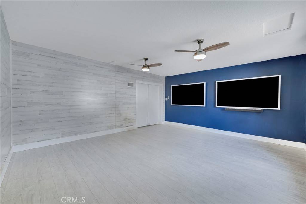 Placentia, CA 92870,639 Royal Stewart