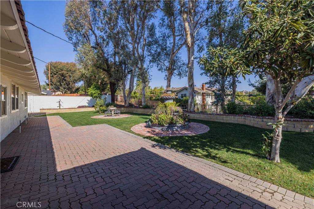 4712 Yorba LN Yorba Linda, CA 92886