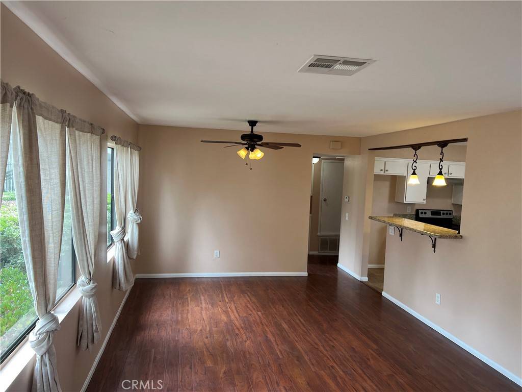 Anaheim, CA 92806,408 N Via Roma